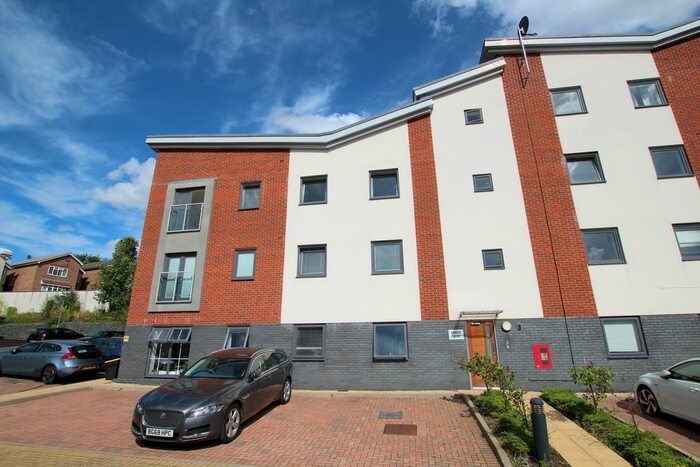 2 Bedroom Flat To Rent In Baker Court, Lichfield Road, Sutton Coldfield, B74