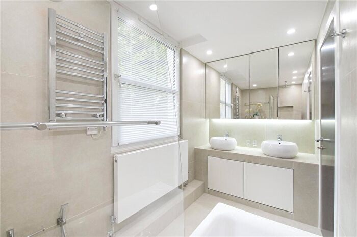 5 Bedroom House To Rent In Court Close, St. Johns Wood Park, London, NW8