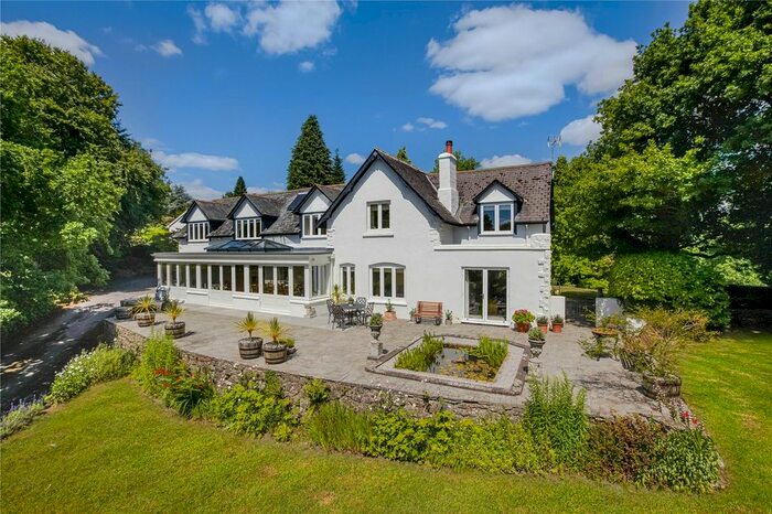 4 Bedroom Detached House For Sale In Lustleigh, Newton Abbot, Devon, TQ13
