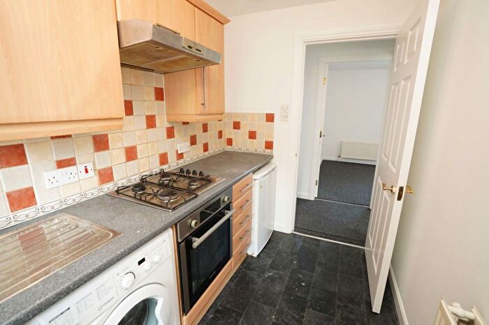 2 Bedroom Flat To Rent In Dryden Gait, Leith Walk, Edinburgh, EH7