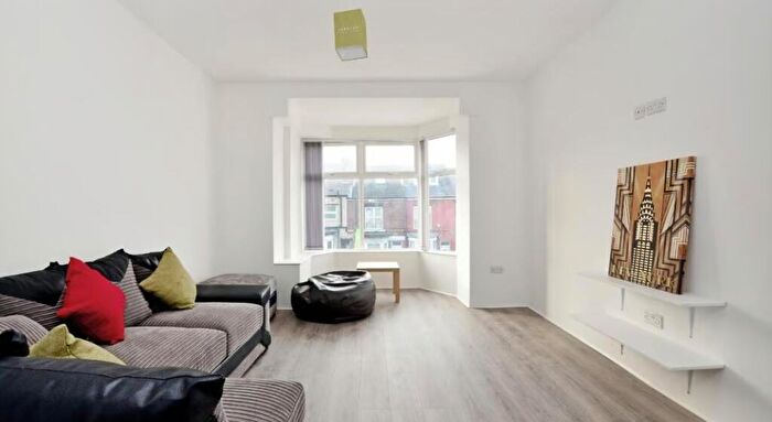 5 Bedroom House To Rent In City Road, Sheffield, S2