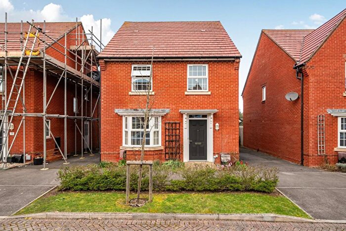 4 Bedroom Property For Sale In Poppy Way, Havant, PO9