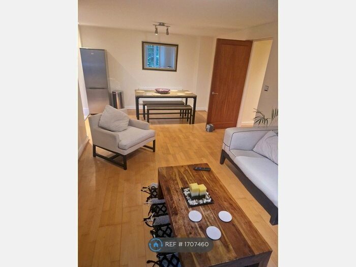 2 Bedroom Flat To Rent In Manor Way, Forest Hill, SE23