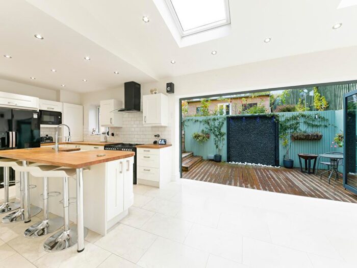 6 Bedroom Semi-Detached House To Rent In Ashcombe Road, Merstham, RH1