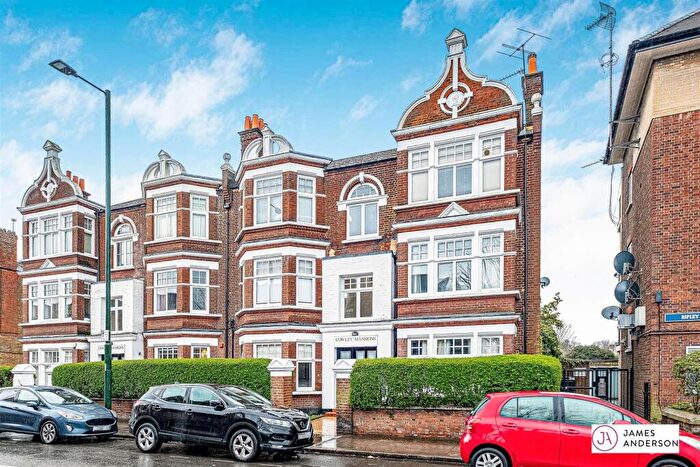 1 Bedroom Flat To Rent In Cowley Mansions, Mortlake, SW14