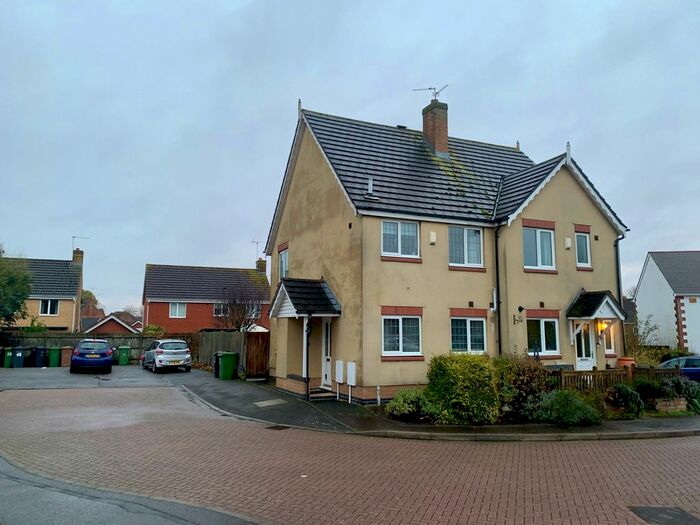 2 Bedroom Property To Rent In Botolph Green, Peterborough, PE2