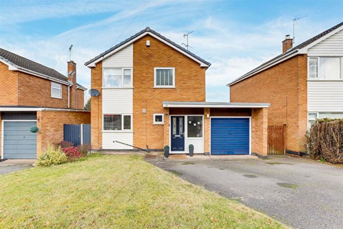 3 Bedroom Detached House For Sale In Silverwood Avenue, Ravenshead, Nottinghamshire, NG15