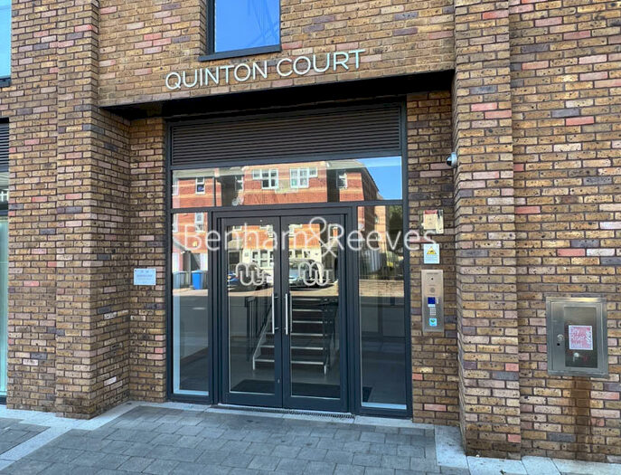 2 Bedroom Apartment To Rent In Marine Wharf, Plough Way, Surrey Quays, SE16