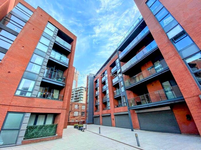 2 Bedroom Flat To Rent In Bury Road, Salford, M3