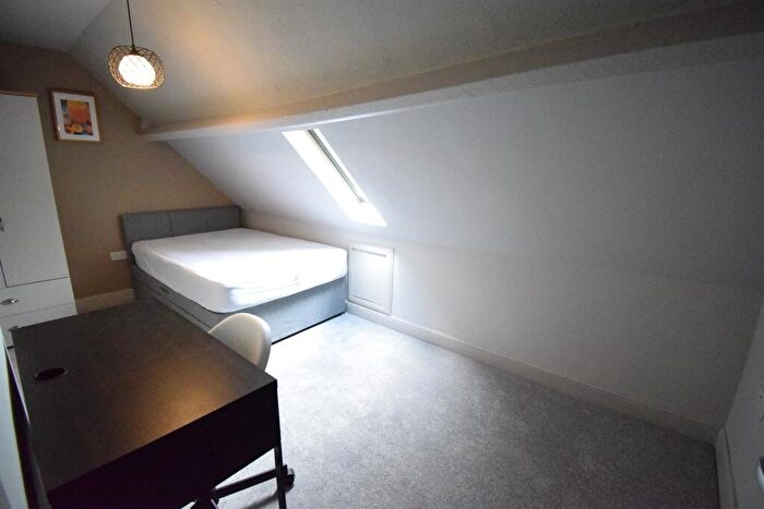 1 Bedroom House To Rent In Broadway, Pontypridd, CF37