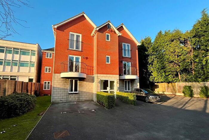 2 Bedroom Flat To Rent In Ashley Cross, BH14