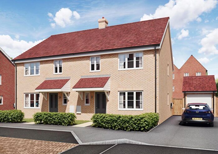 3 Bedroom Detached House For Sale In Royal Gardens, Wixams, MK45