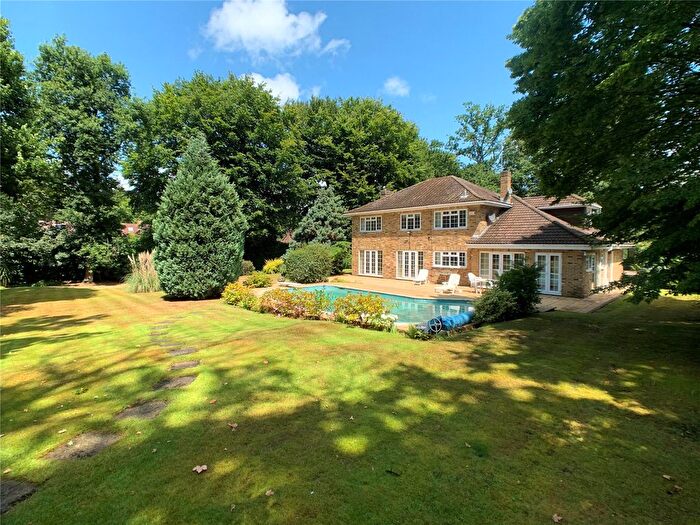 5 Bedroom Detached House To Rent In Old Avenue, West Byfleet, Surrey, KT14
