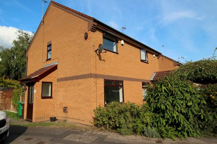 2 Bedroom End Of Terrace House To Rent In Clough Court, Nottingham, Nottinghamshire, NG8