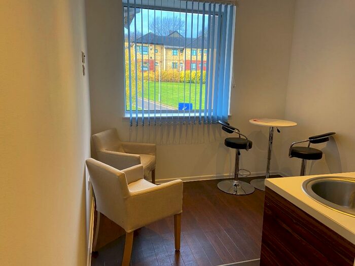 Studio To Rent In Guildford Park Rd, Guildford, GU2