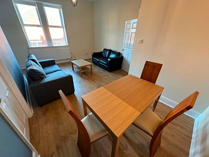 2 Bedroom Flat To Rent In Addycombe Terrace, Newcastle Upon Tyne, NE6