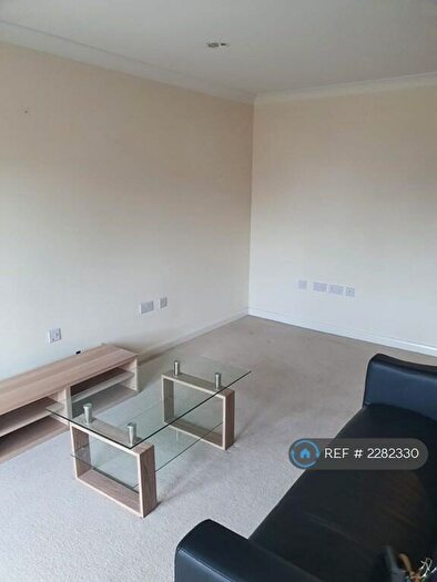 2 Bedroom Flat To Rent In City Walk Apartments, Birmingham, B1