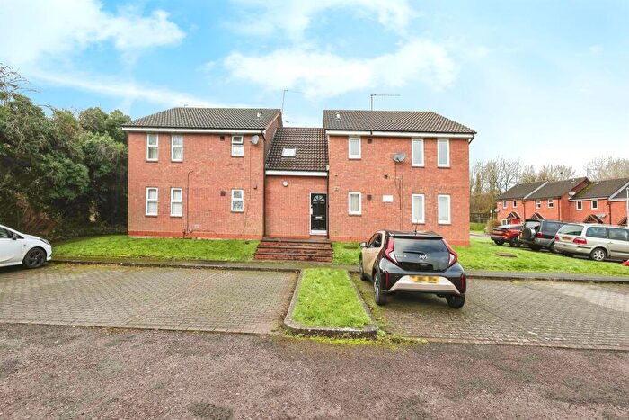Studio For Sale In Tidbury Close, Redditch, B97