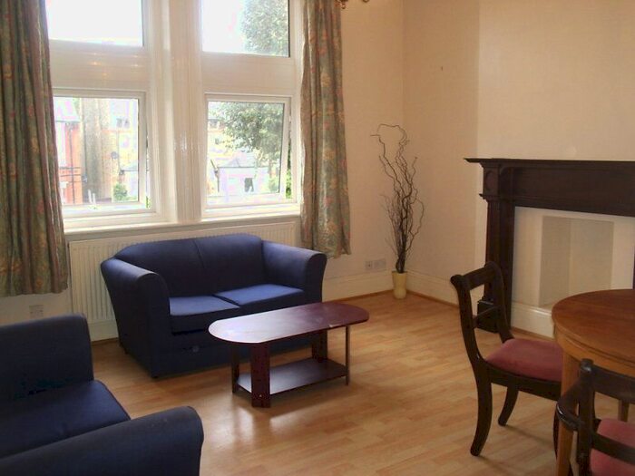 1 Bedroom Flat To Rent In Gordon Road, London, W5