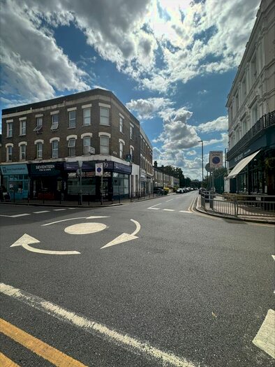 2 Bedroom Property To Rent In Boundaries Road, London, SW12