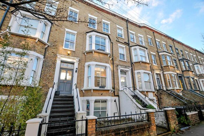4 Bedroom Terraced House For Sale In Springdale Road, Stoke Newington, London, N16