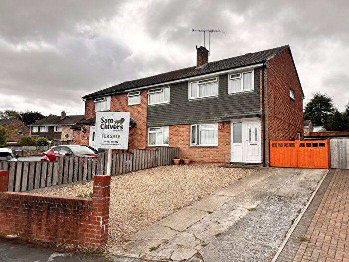 3 Bedroom Semi-Detached House For Sale In Brummel Way, Paulton, BS39