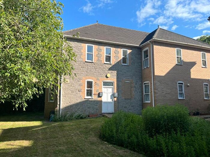 1 Bedroom Apartment For Sale In Woodhayes Court, Henstridge, Somerset, BA8