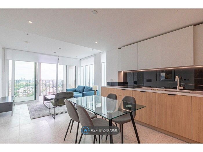 2 Bedroom Flat To Rent In Bouchon Point, London, E1
