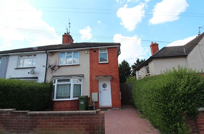 3 Bedroom Property To Rent In Abbey Road, Wellingborough, NN8