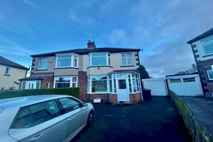 3 Bedroom Semi-Detached House To Rent In Hartford Close, Sheffield S8