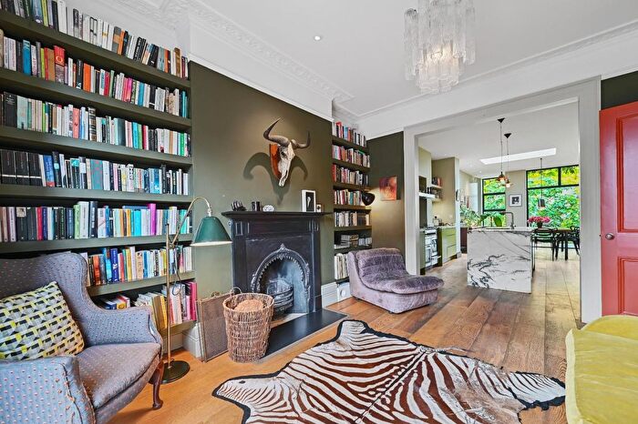5 Bedroom Property For Sale In Goldhawk Road, London, W12