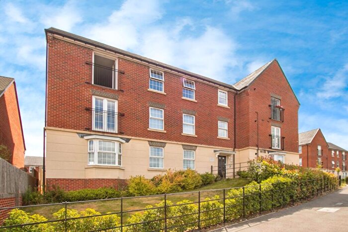2 Bedroom Flat For Sale In Provence Drive, Bearwood, Bournemouth, Dorset, BH11