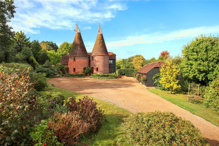 5 Bedroom Detached House For Sale In Ensfield Road, Leigh, Tonbridge, Kent, TN11