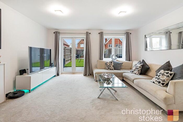 3 Bedroom End Of Terrace House For Sale In Hastings Avenue, Cheshunt, Waltham Cross, Hertfordshire, EN7