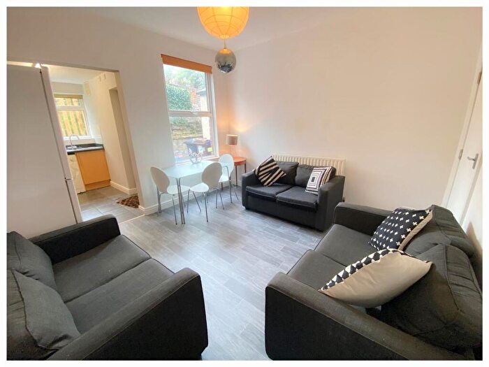5 Bedroom Terraced House To Rent In Burns Road, Crookesmoor, S6