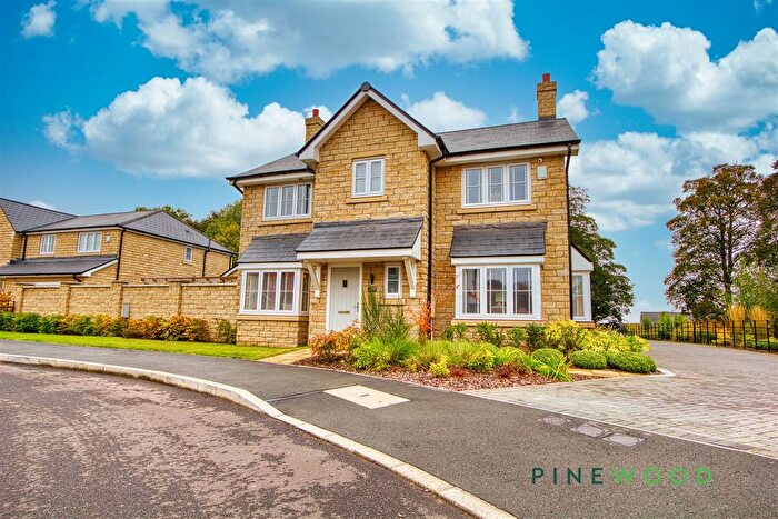 4 Bedroom Detached House For Sale In Settlemant Drive, Clowne, Chesterfield, Derbyshire, S43