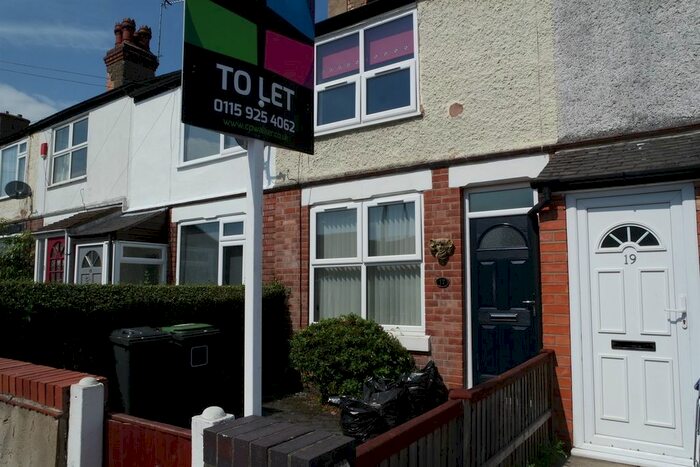 2 Bedroom Terraced House To Rent In City Road, Beeston, Nottingham, NG9