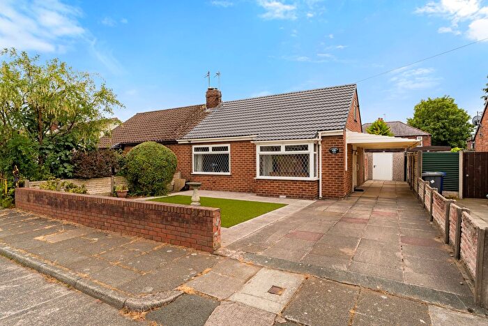 2 Bedroom Semi-Detached Bungalow For Sale In Cleveleys Avenue, Widnes, WA8