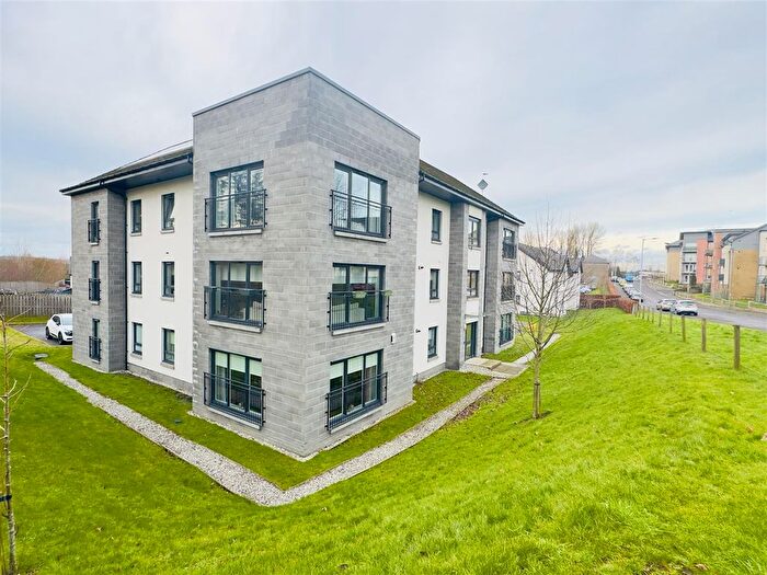 3 Bedroom Flat For Sale In Paragon Drive, Motherwell, ML1