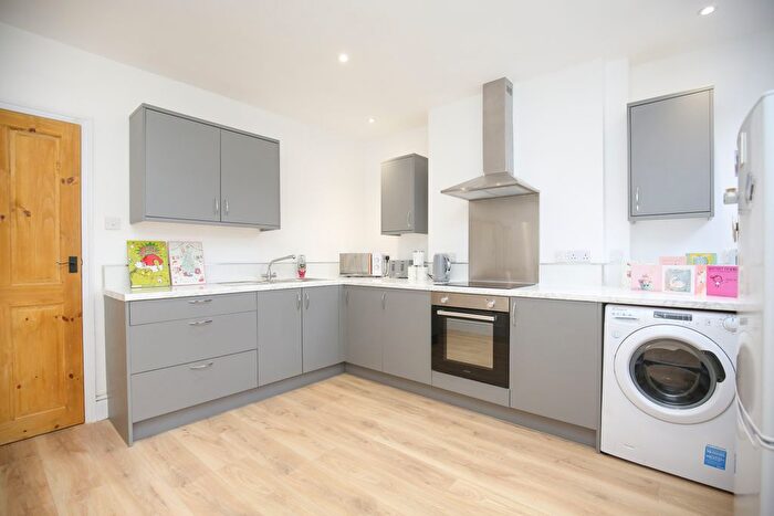 3 Bedroom Terraced House For Sale In Station Street, Atherstone, CV9