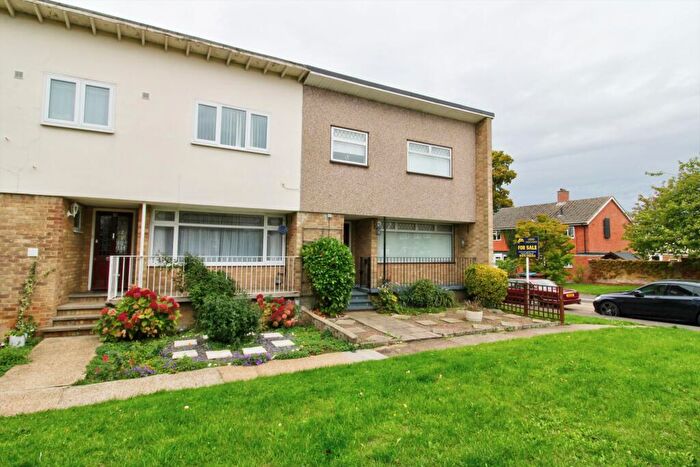 3 Bedroom End Of Terrace House For Sale In Home Close, Harlow, CM20