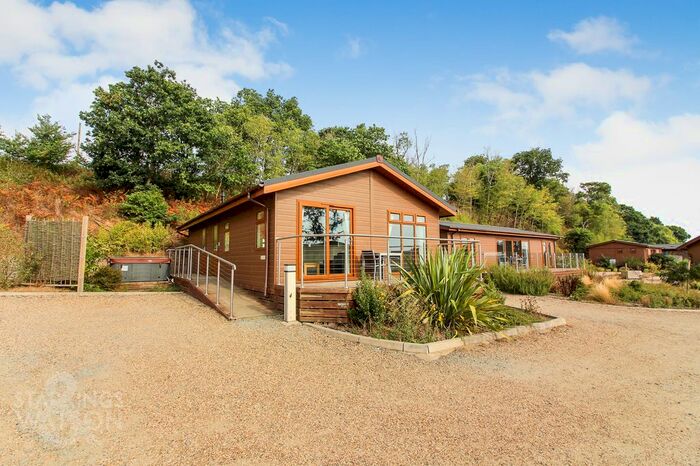 1 Bedroom Chalet For Sale In Earsham, Staithe Road, Burgh St. Peter, Beccles, NR34