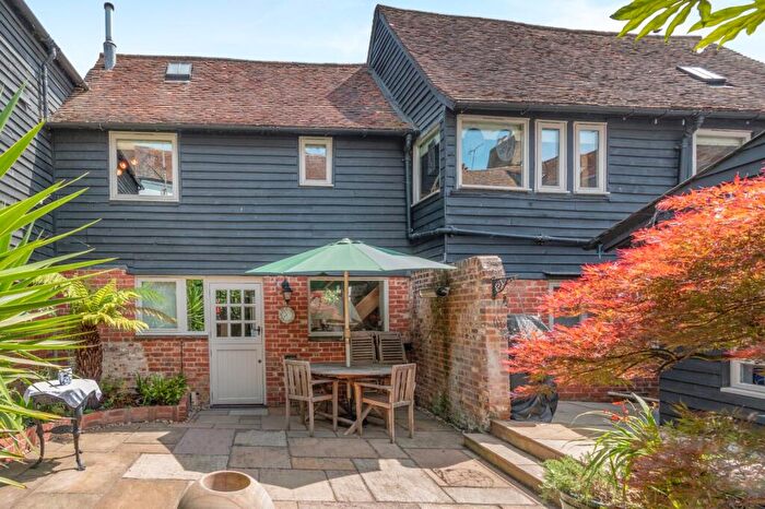 2 Bedroom Barn Conversion For Sale In All Saints Lane, Canterbury, Kent, CT1
