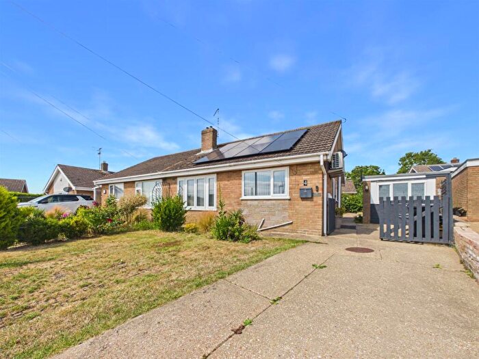 2 Bedroom Semi-Detached Bungalow For Sale In St. Peters Close, Burgh Le Marsh, Skegness, PE24