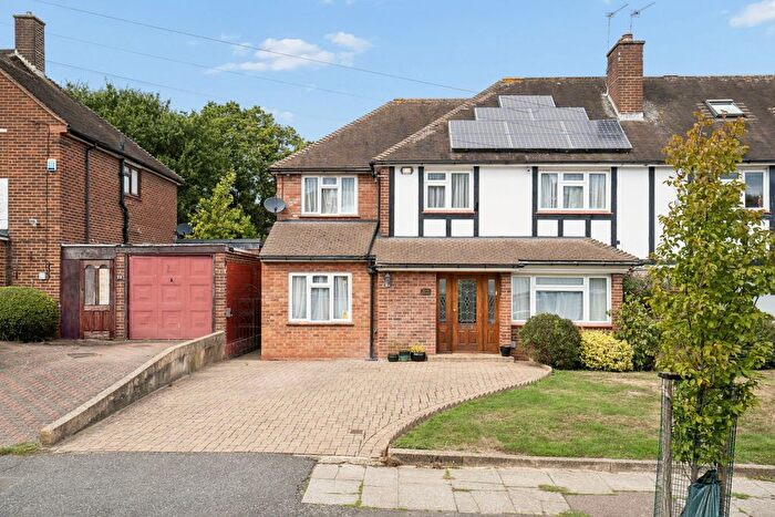 5 Bedroom Semi Detached House For Sale In Marsworth Avenue, Pinner, HA5