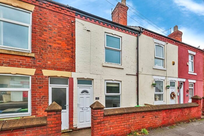 3 Bedroom Terraced House To Rent In Forest Road, NG17