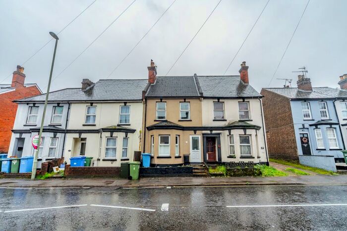 2 Bedroom Terraced House To Rent In Ash Road, Aldershot, GU12