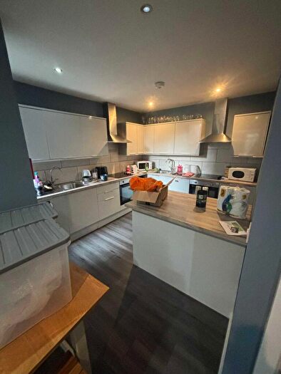 9 Bedroom Terraced House To Rent In Egerton Road, Fallowfield, M14