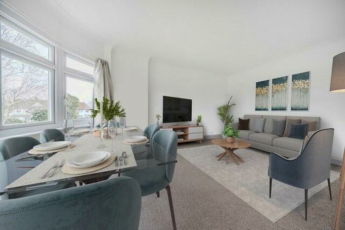 3 Bedroom Apartment To Rent In Newcombe Park, Mill Hill, NW7