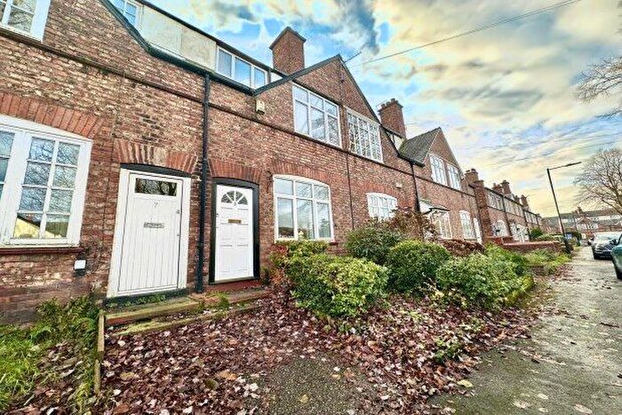 2 Bedroom Property To Rent In Broadheath, Altrincham, WA14